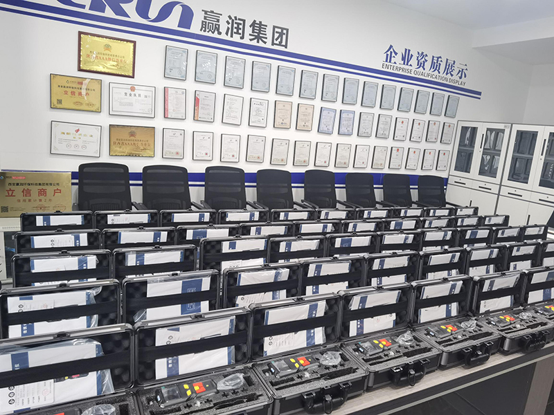 品質(zhì)保證、實力認(rèn)可！贏潤集團(tuán)四合一氣體檢測儀用于石油化工企業(yè)！